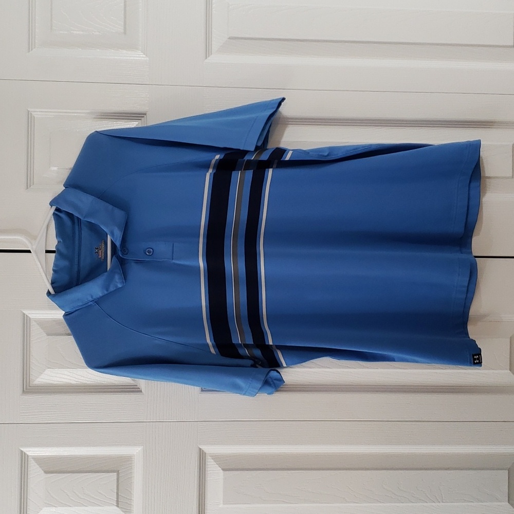 Under Armour UA Golf Heat Gear 2 button collar shirt